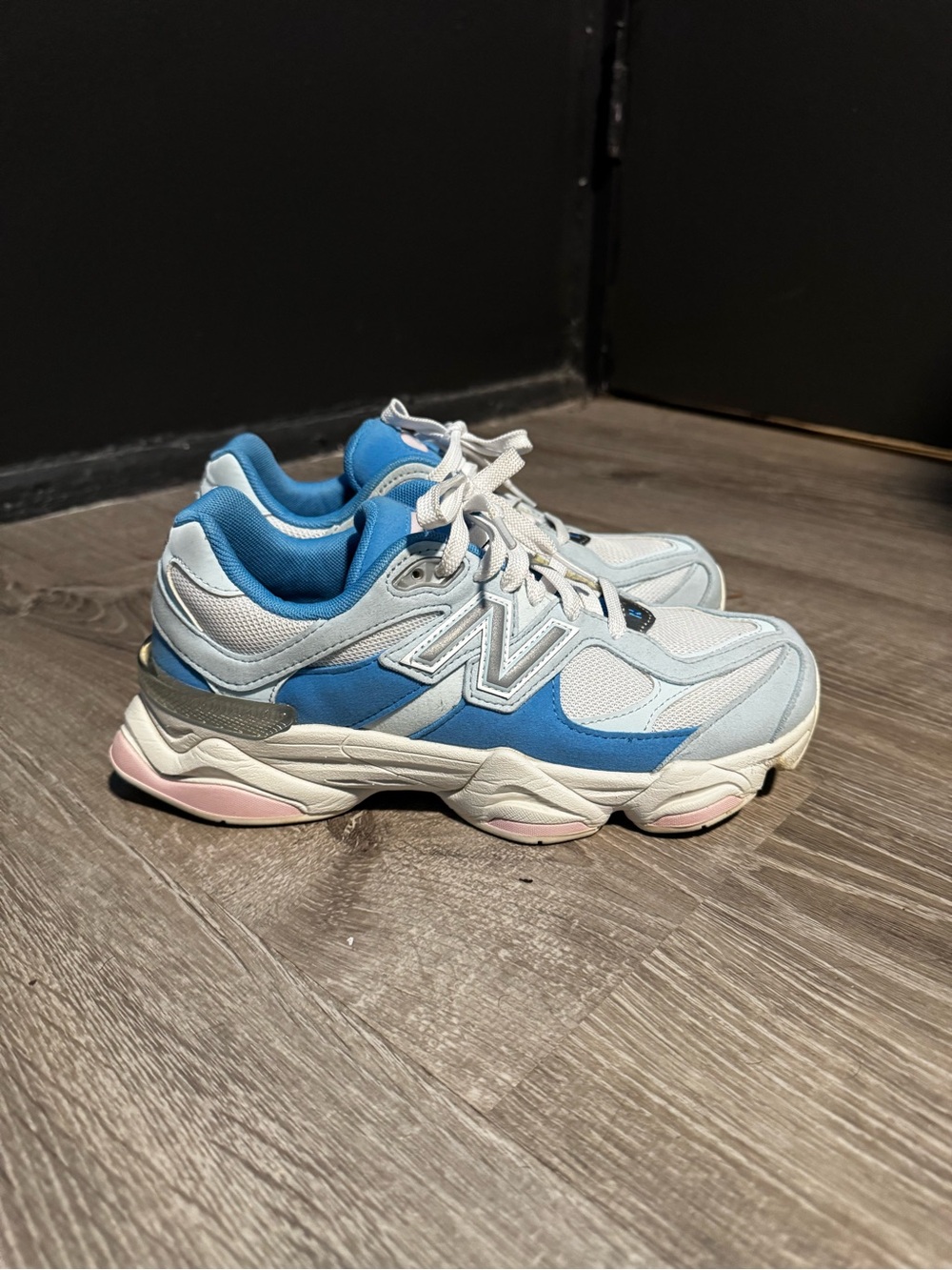 New Balance Women's Light Blue, Blue & Pink Chunky Sneakers